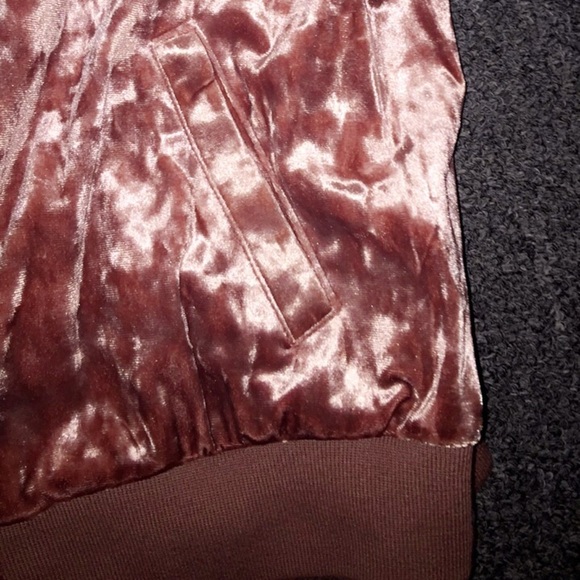 Metallic Pink Zip Up Sweatshirt - Picture 3 of 4